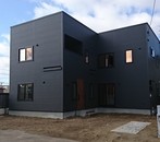 新築一戸建てサイディング貼り工事